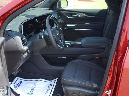 New 2025 Chevrolet Traverse LT w/ Enhanced Driving Package image 25