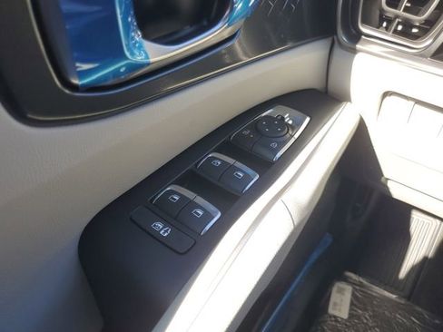 New 2026 Kia Sorento S FWD image 28