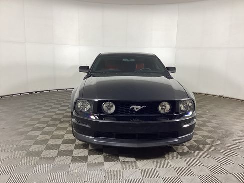 Used 2006 Ford Mustang GT RWD image 6