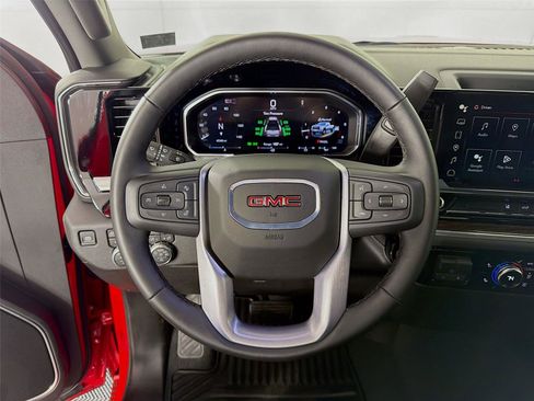 Used 2026 GMC Sierra 3500 SLE w/ SLE Value Package AWD/4WD image 12