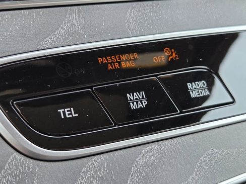 Used 2022 Mercedes-Benz E 350 4MATIC Sedan image 18