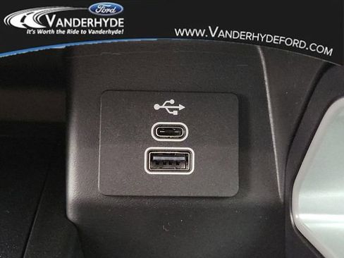 New 2025 Ford Ranger Lariat image 28