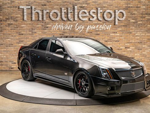 Used 2012 Cadillac CTS V image 4