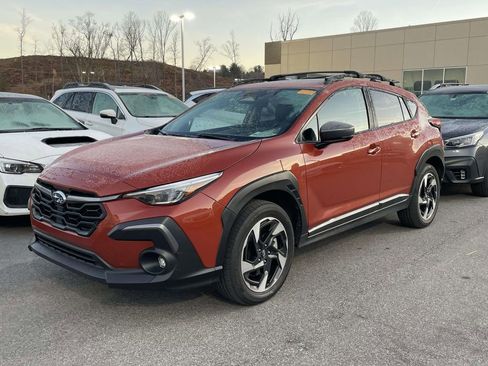 Used 2024 Subaru Crosstrek 2.5i Limited w/ Crosstrek Mirror Package image 2