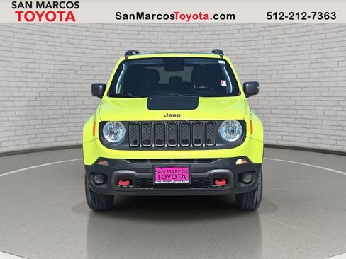 Used 2018 Jeep Renegade Trailhawk image 2