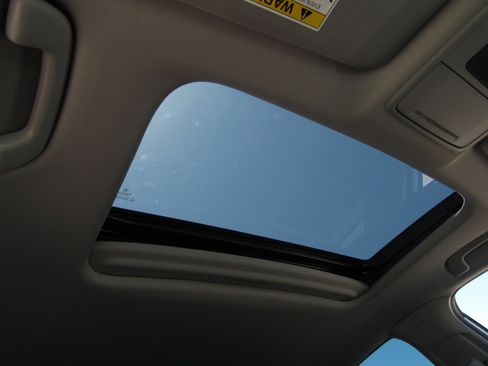 Certified 2025 Acura Integra image 8