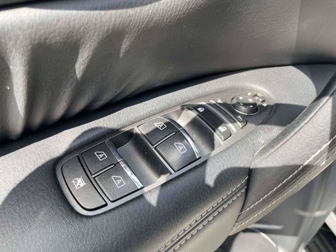 Used 2017 INFINITI QX80 2WD image 6