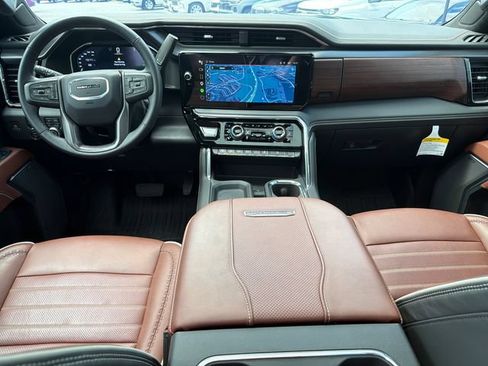 Used 2025 GMC Sierra 2500 Denali Ultimate AWD/4WD image 22