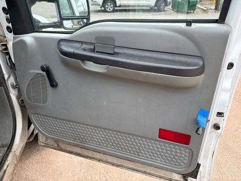 Used 2007 Ford F250 XL image 24