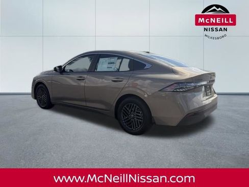 New 2026 Nissan Sentra SV w/ Floor Mat Package FWD image 5