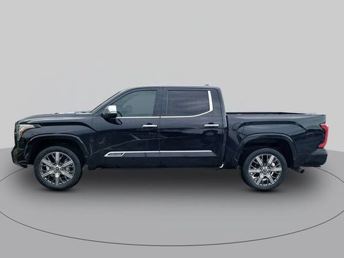 Used 2022 Toyota Tundra Capstone AWD/4WD image 6