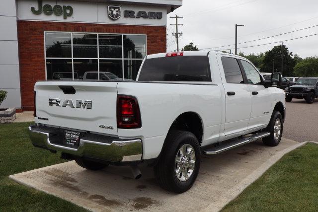 Used 2025 RAM 2500 Big Horn AWD/4WD image 39