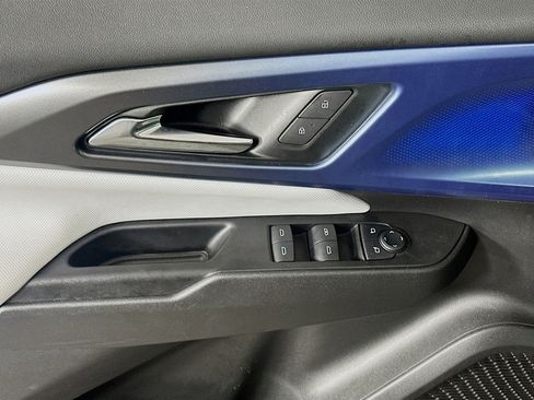 Used 2025 Chevrolet Equinox EV LT image 15