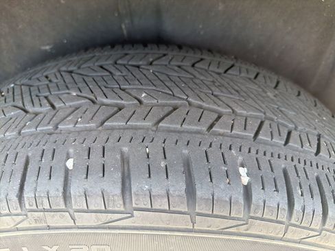 Used 2023 Chevrolet Traverse RS image 7