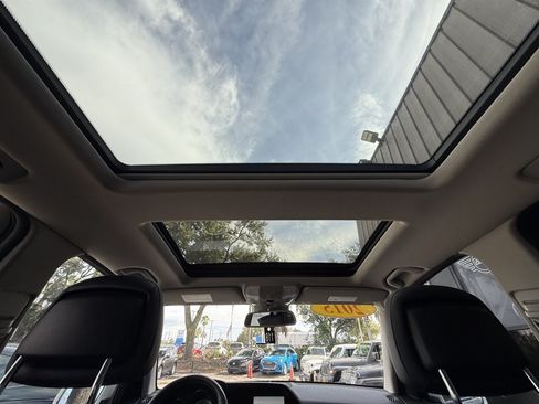 Used 2015 Mercedes-Benz GLK 350 2WD image 20