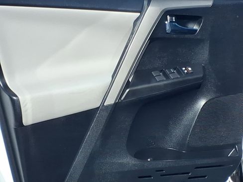 Certified 2017 Toyota RAV4 XLE image 17
