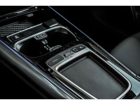 Certified 2026 Mercedes-Benz GLA 250 4MATIC image 16