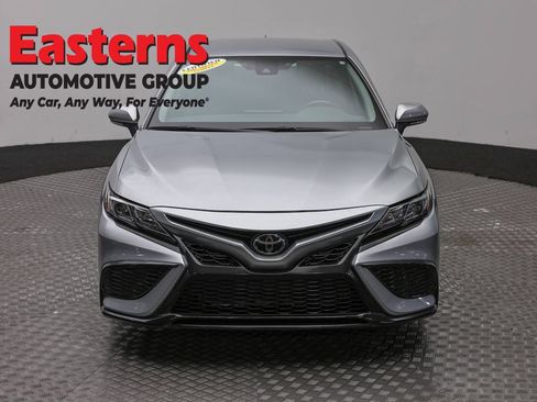 Used 2024 Toyota Camry SE FWD image 2