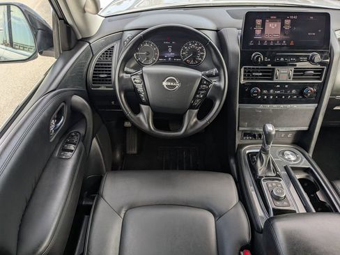 Used 2024 Nissan Armada SV image 15