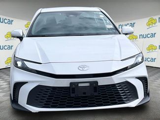 Used 2025 Toyota Camry SE FWD video 2