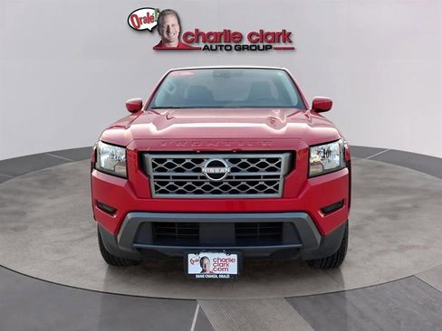 Used 2023 Nissan Frontier SV w/ Technology Package image 8