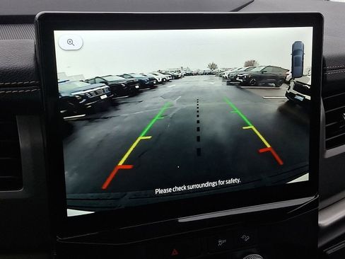 Used 2022 Ford Expedition Max XLT image 19