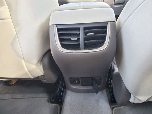 Used 2024 Chevrolet Malibu LT image 27