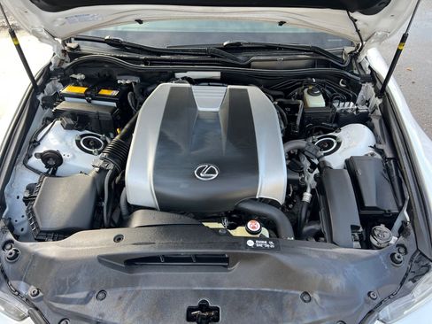 Used 2018 Lexus IS 300 300 w/ Comfort Package image 39