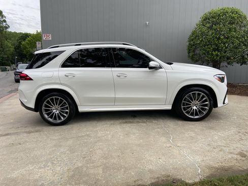 Certified 2026 Mercedes-Benz GLE 450 4MATIC image 5