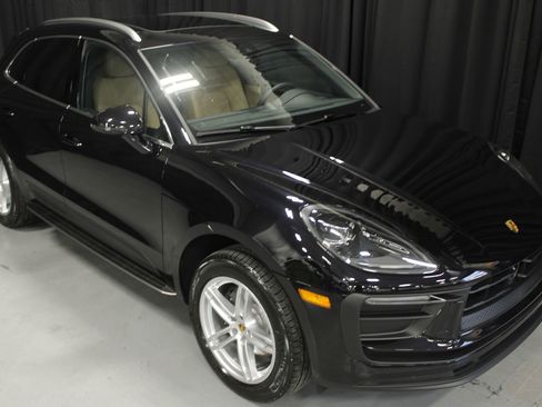 New 2026 Porsche Macan image 11