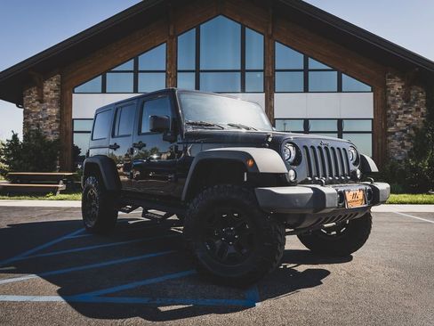 Used 2015 Jeep Wrangler Unlimited Sport AWD/4WD image 1