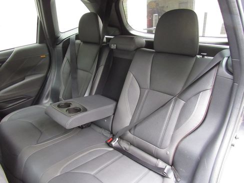Used 2024 Subaru Forester Wilderness AWD/4WD image 17