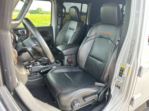 Used 2022 Jeep Gladiator Mojave w/ LED Lighting Group AWD/4WD image 11