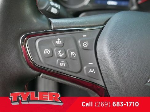 Used 2023 Chevrolet Equinox RS w/ RS Leather Package AWD/4WD image 25