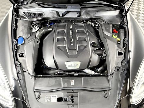 Used 2014 Porsche Cayenne Diesel image 46