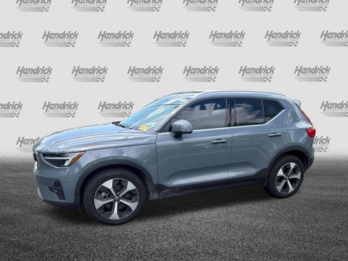 Certified 2023 Volvo XC40 B5 Plus w/ Protection Package Premier AWD/4WD image 46