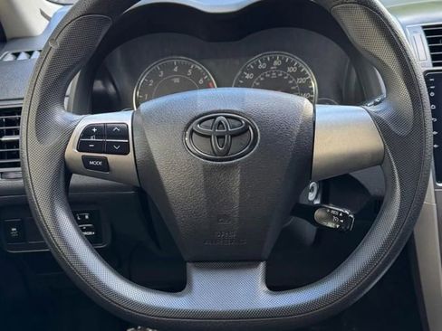 Used 2012 Toyota Corolla S image 8