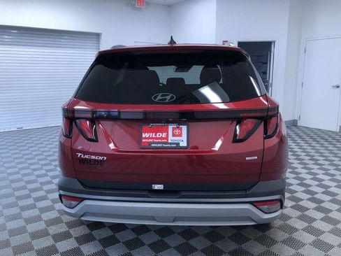 Used 2025 Hyundai Tucson SEL AWD/4WD image 14