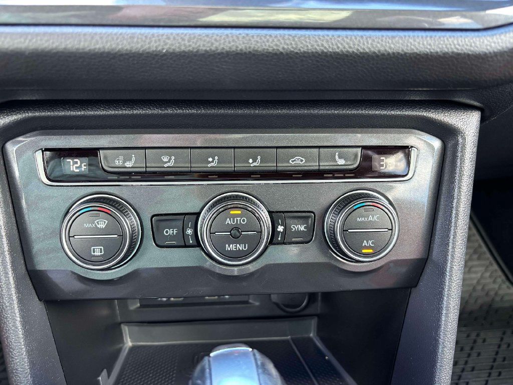 Used 2021 Volkswagen Tiguan SEL Premium R-Line AWD/4WD image 26