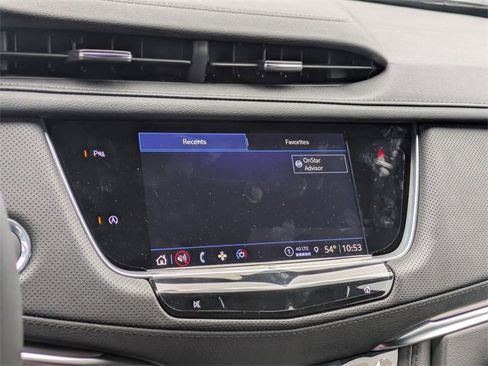 New 2025 Cadillac XT5 Luxury image 20