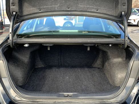 Used 2025 Nissan Altima 2.5 SV image 32