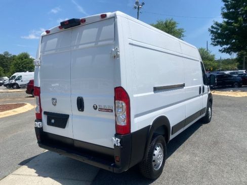 Used 2020 RAM ProMaster 2500 w/ Interior Convenience Group FWD image 6
