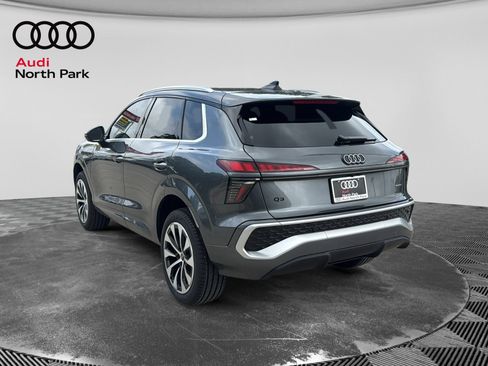 New 2026 Audi Q3 quattro 2.0T AWD/4WD image 5