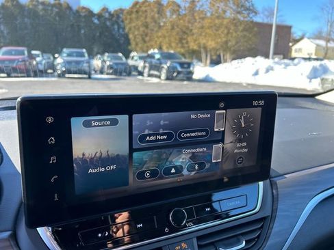 Certified 2025 Nissan Altima 2.5 SV w/ SV Special Edition Package image 16