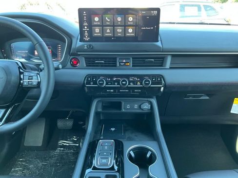 New 2026 Honda Pilot Black Edition image 23