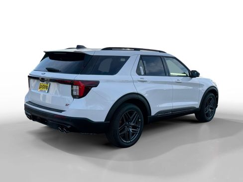 New 2026 Ford Explorer ST w/ Sun And Sound Package image 5