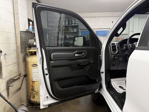 Used 2021 RAM 1500 Big Horn image 9