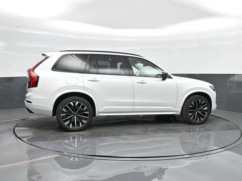 New 2026 Volvo XC90 B6 Ultra w/ Protection Package Premier image 4