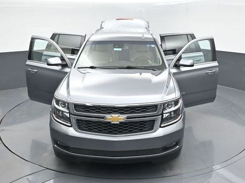 Used 2020 Chevrolet Tahoe LT w/ Luxury Package RWD image 57