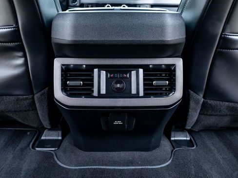 Used 2025 Ford F350 Platinum AWD/4WD image 32